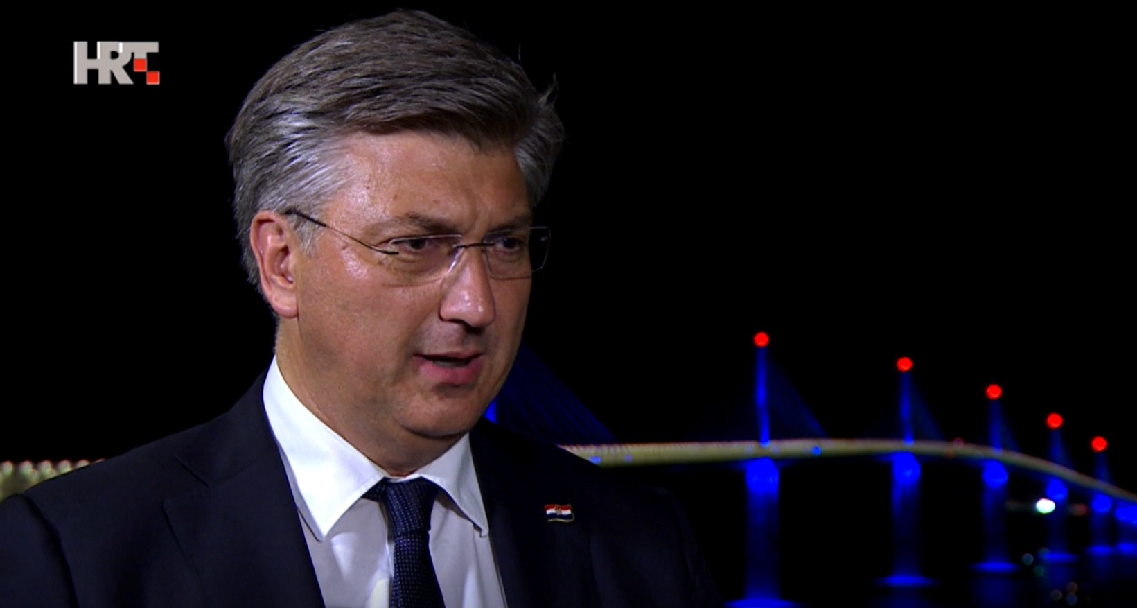 Plenković nakon otvaranja: Jedino je ispravno da su most prvi prešli branitelji