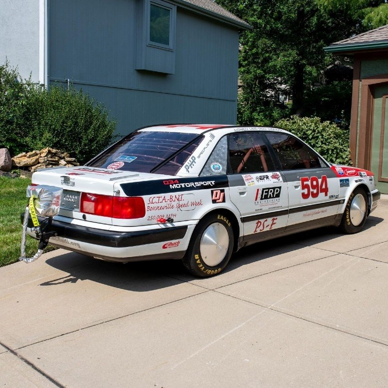 Ovaj Audi je star 32 godine i najbrža je limuzina na svijetu. Prodaje se