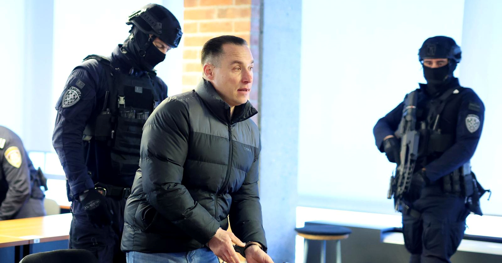 FOTO Srđan Mlađan ponovno doveden na sud