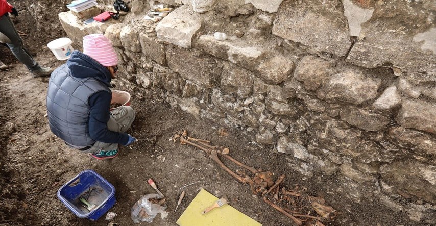 Tijekom obnove crkve u Stenjevcu pronađen 171 grob