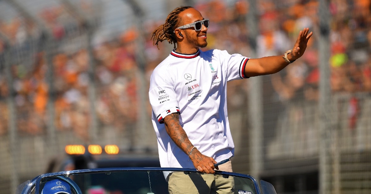Hamilton na fotografiju iz djetinjstva dobio 800.000 reakcija