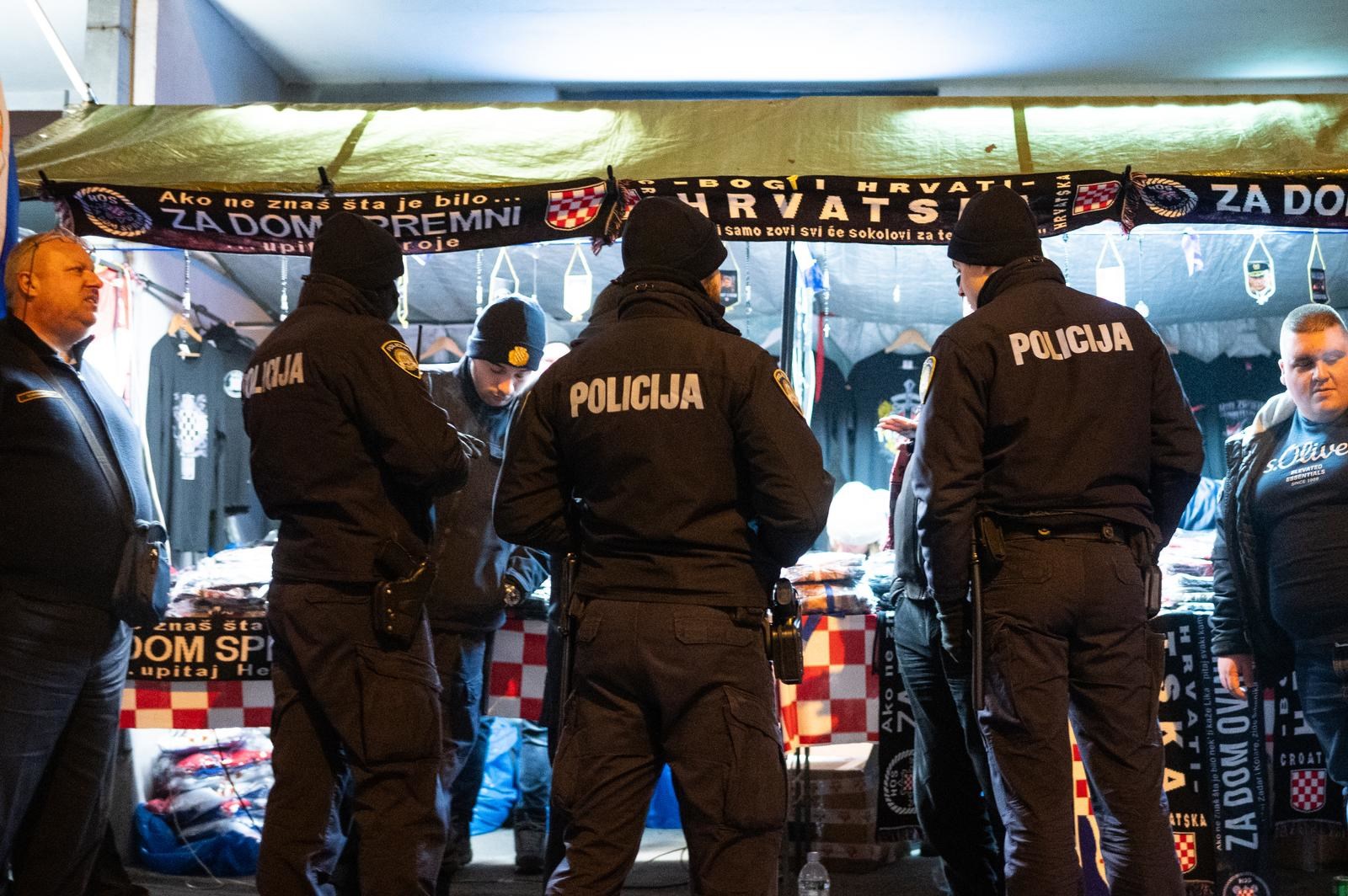 Istarska policija poslala upozorenje posjetiteljima Thompsonova koncerta