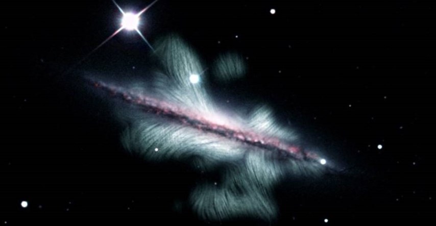 Nevjerojatna snimka: Divovsko magnetsko polje koje obavija daleku spiralnu galaksiju