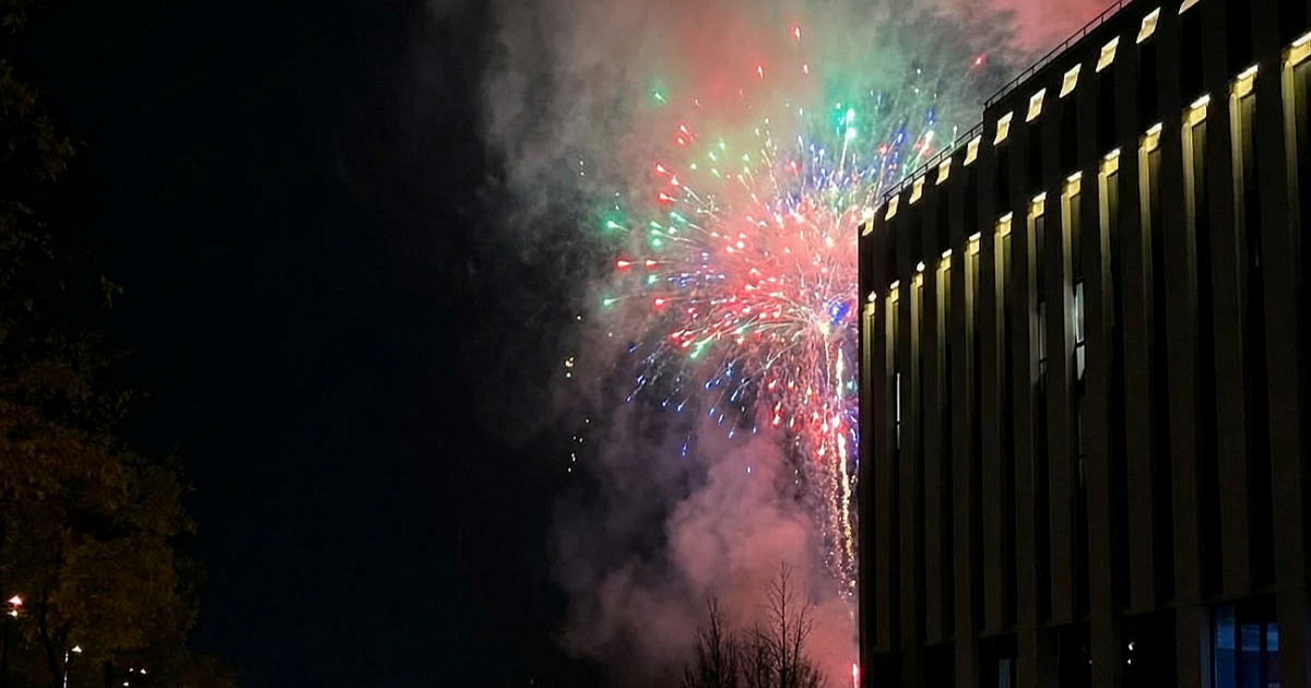 VIDEO Navijači Bayerna u 1 ujutro budili igrače Reala vatrometom i petardama