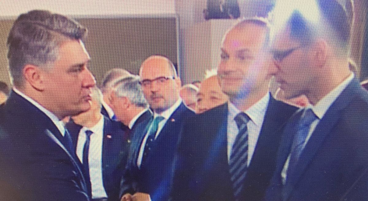 VIDEO Brkić ostao zbunjen, Milanović se nije rukovao s njim