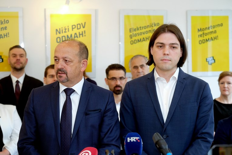 Lovrinović i Sinčić potpisali koaliciju