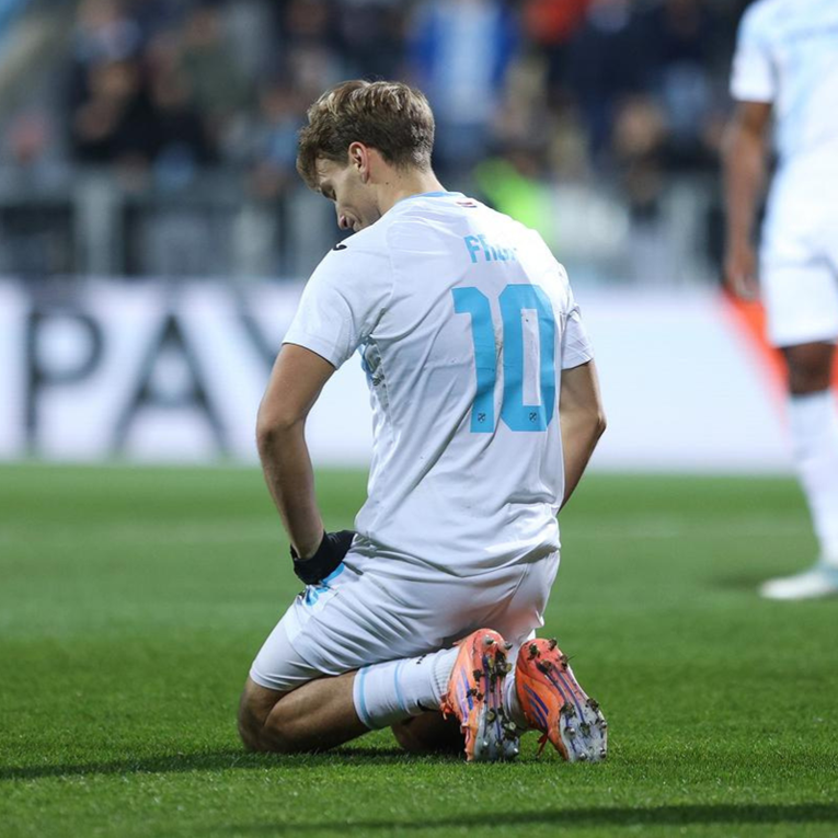 Fruk vrlo blizu ostanka u Rijeci. Ima još samo jednu realnu opciju za odlazak