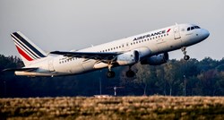 Tijekom leta se potukla dva pilota Air Francea, suspendirani su