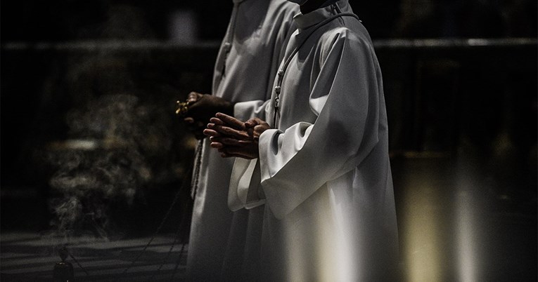 Jezivo izvješće: Crkvenjaci u Francuskoj seksualno zlostavljali 330.000 djece