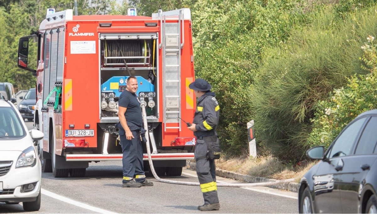 Obuzdan veliki požar kod Dubrovnika: "Dosta gostiju otišlo iz Župe dubrovačke"