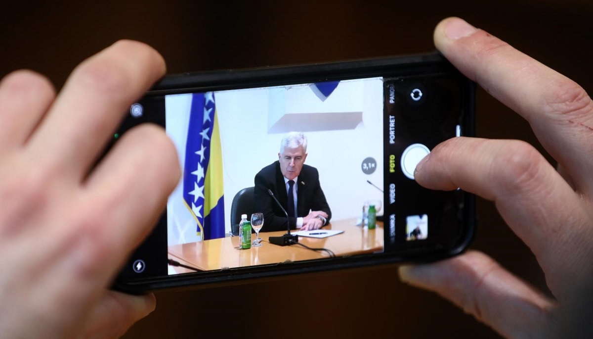 AFP objavio analizu o BiH: Pobuna Hrvata sve veća, raste strah od sukoba, svi odlaze
