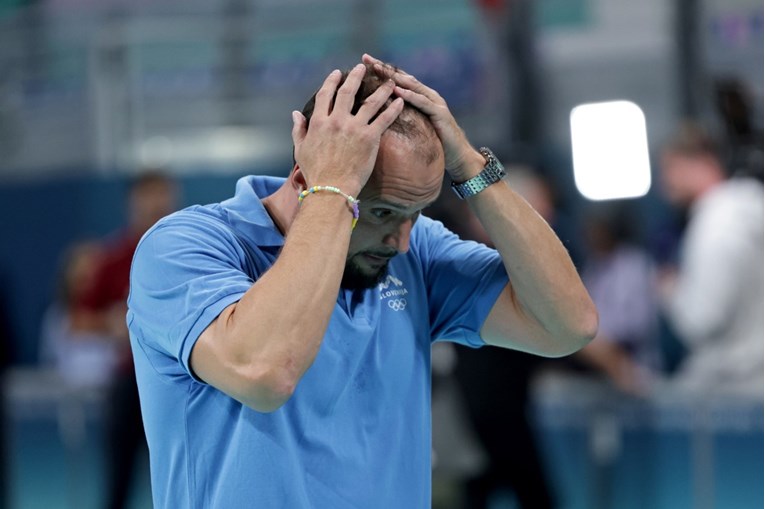 Slovenija u ogromnim problemima pred rukometni Euro. Izbornik: Nemam riječi