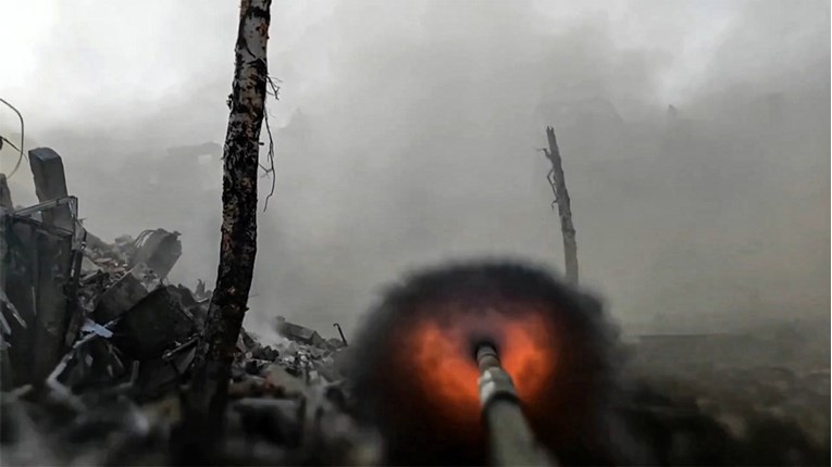 Ukrajinski časnici: Fronta više ne postoji. Krenula je taktika "tisuću rezova"