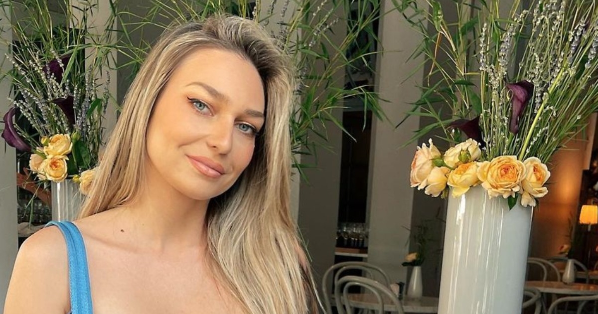 Sonja Kovač objavila nove fotke s ljetovanja, pozirala je u toplesu