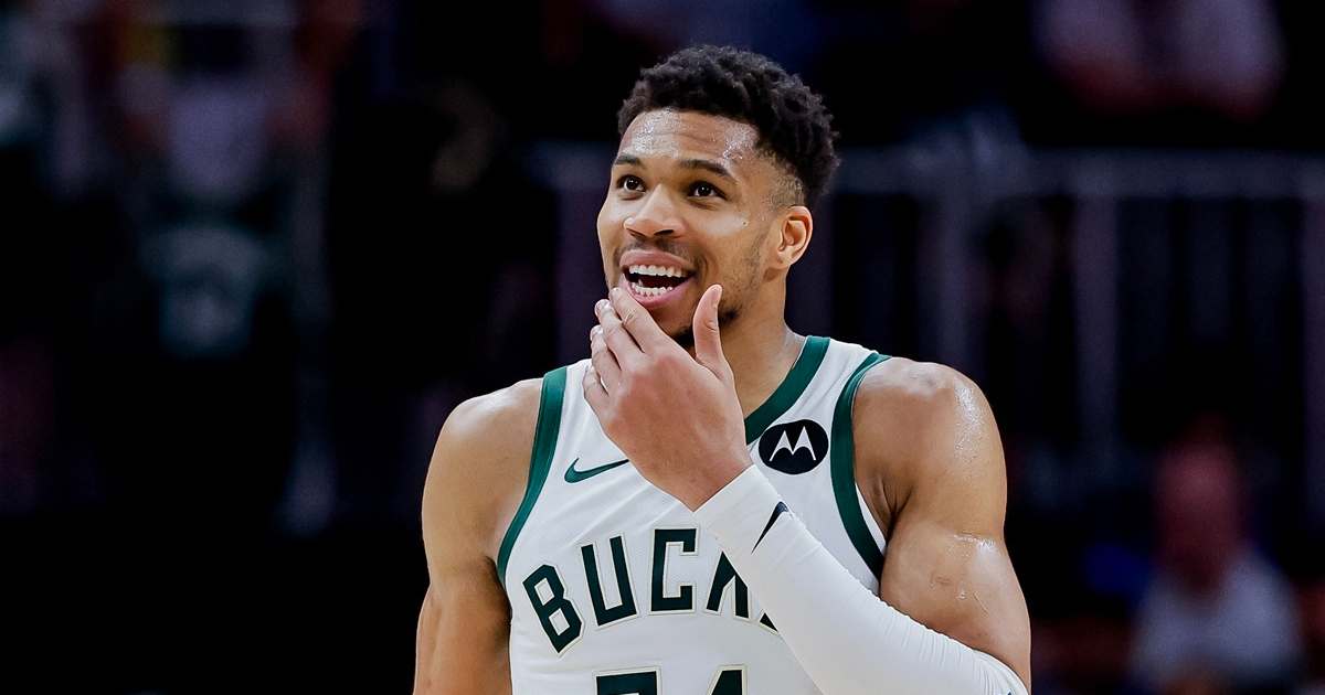 Velika razmjena u NBA ligi. Antetokounmpo predstavljen u novom klubu
