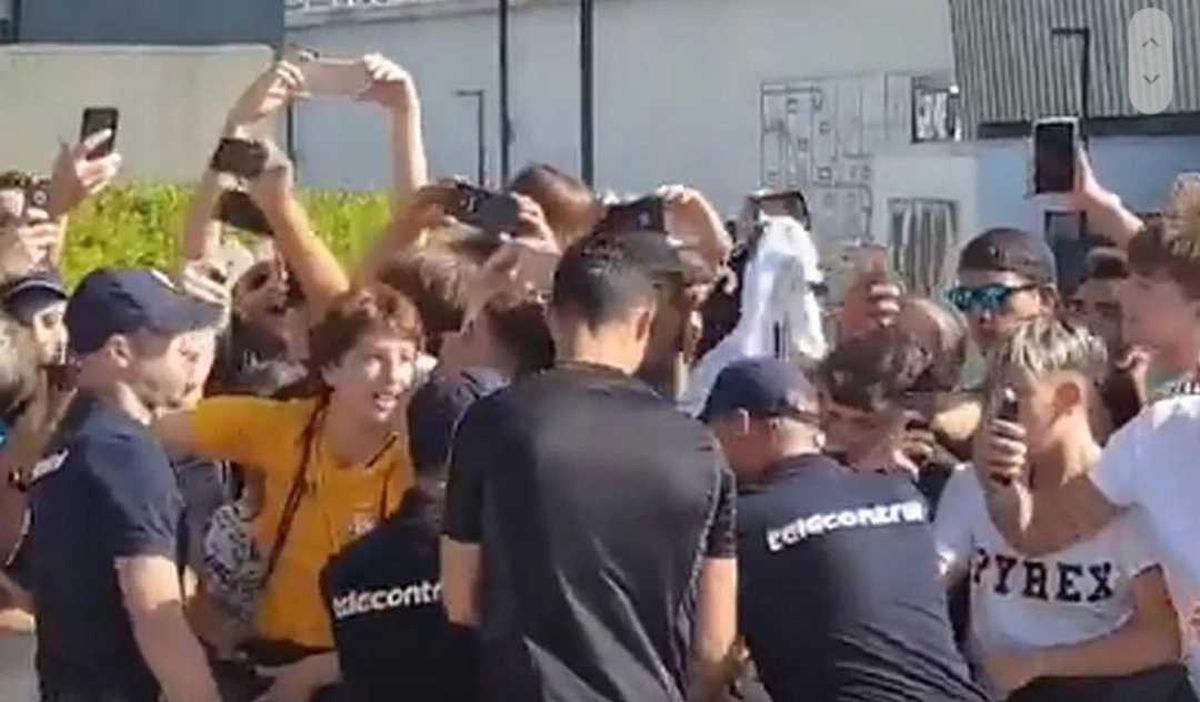 VIDEO Ronaldo stigao na liječničke preglede i izazvao ludnicu među navijačima