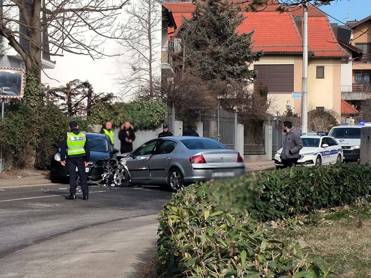 Na Bijeničkoj cesti u Zagrebu se sudarila dva auta