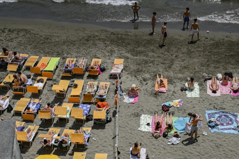 U Italiji se vodi velika bitka za plaže. Javna obala postala je privatni biznis