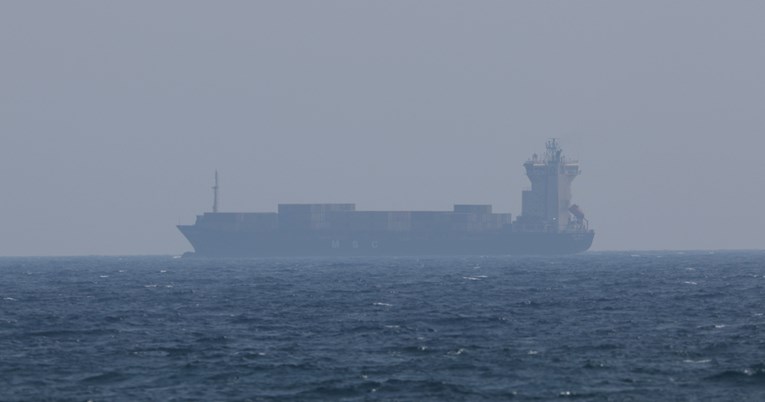 Iranski mediji: Tri tankera trebala proći kroz Hormuški tjesnac. Promijenila su kurs