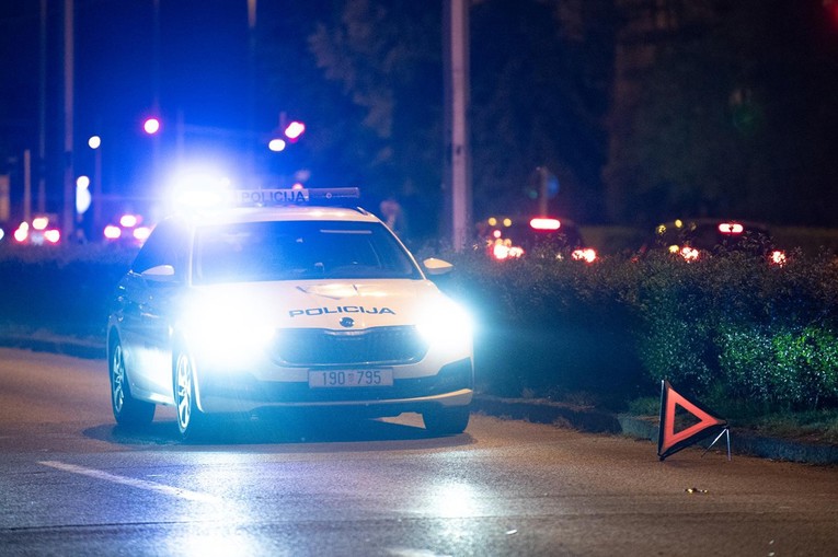 Vozila pijana pa sletjela s ceste kod Zagreba. Teško je ozlijeđena