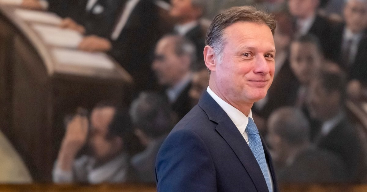 Njonjo: Politika nije šou, zabava i teatar kao što se često prikazuje