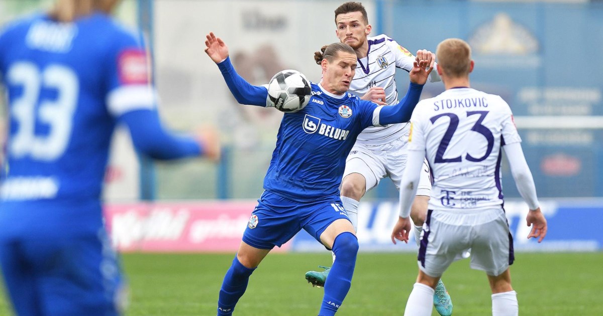 SLAVEN - LOKOMOTIVA 0:0 Lokomotiva izdržala s igračem manje, golman joj donio bod