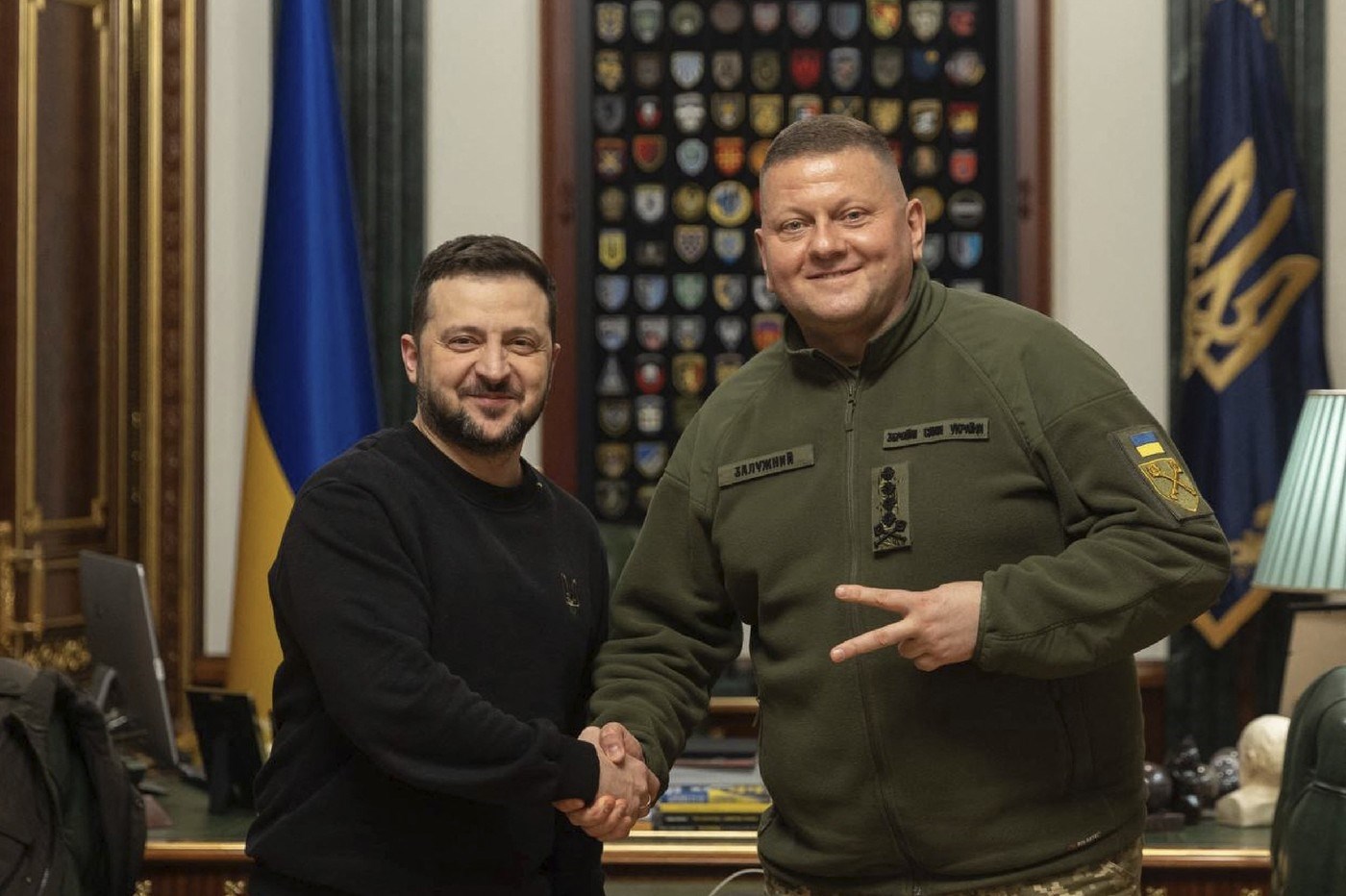 Može li ukrajinski general zamijeniti Zelenskog? Guardian: Vance ga je već zvao