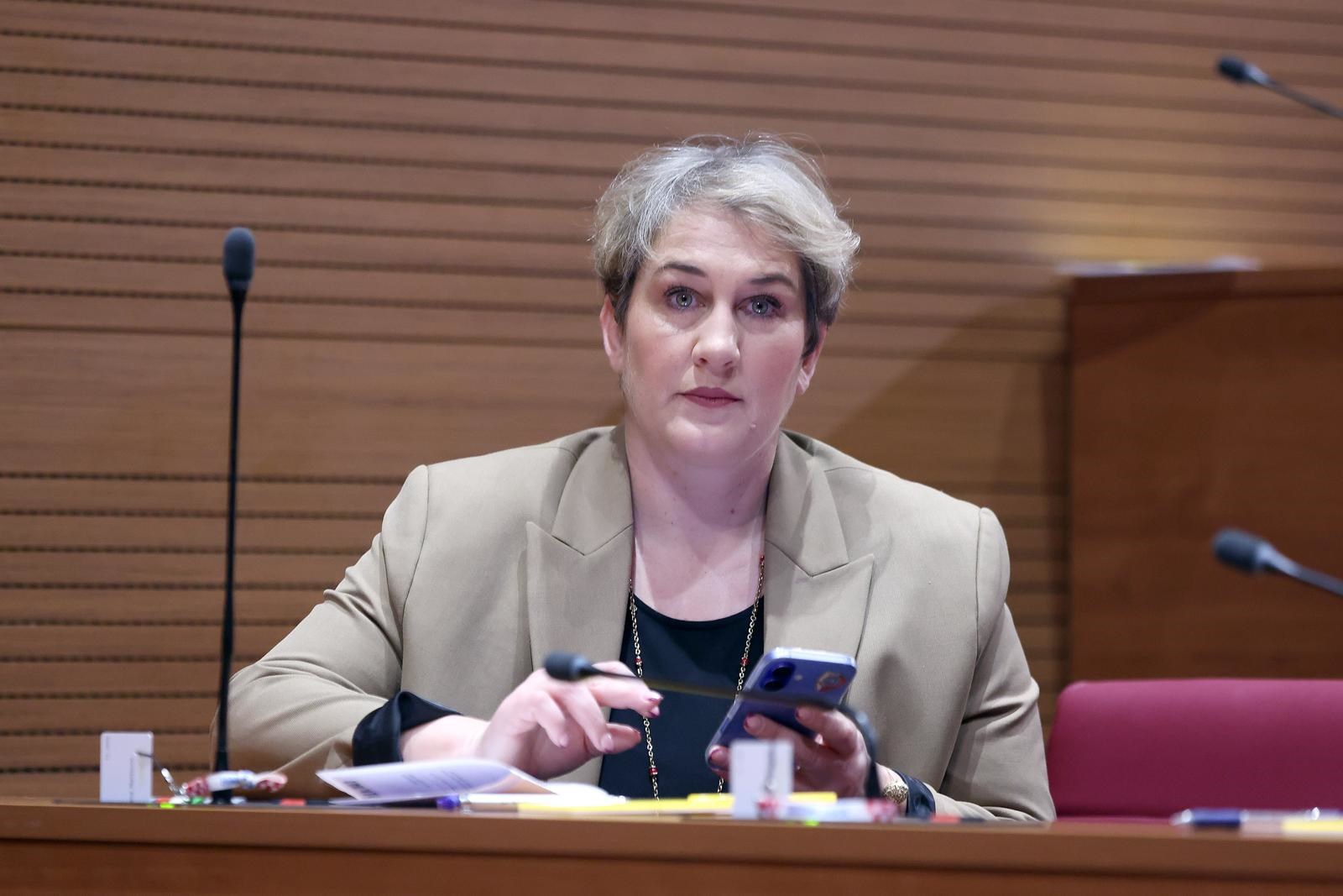 SDP-ovka Marković: Zna se čiji je najveći; HDZ: Vulgarno!