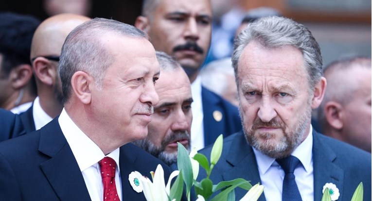 Erdogan došao u Sarajevo, bit će kum na vjenčanju Izetbegovićeve kćeri