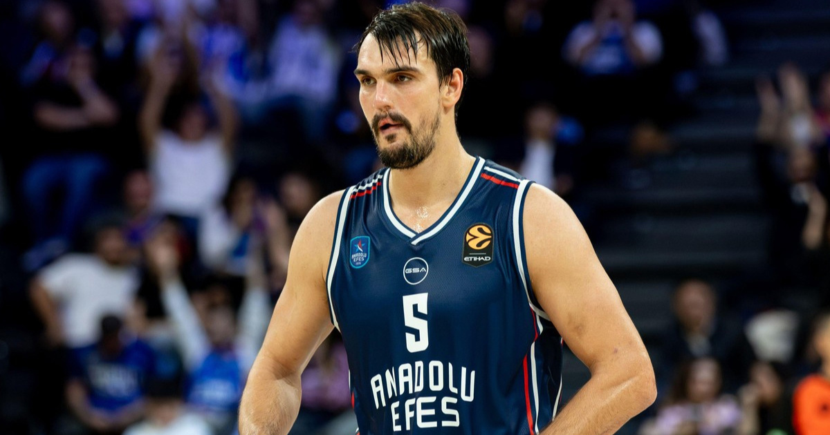 Double-double Šarića u euroligaškoj pobjedi