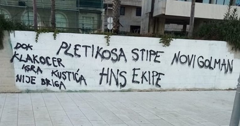 Po Splitu osvanuli uvredljivi grafiti o Stipi Pletikosi