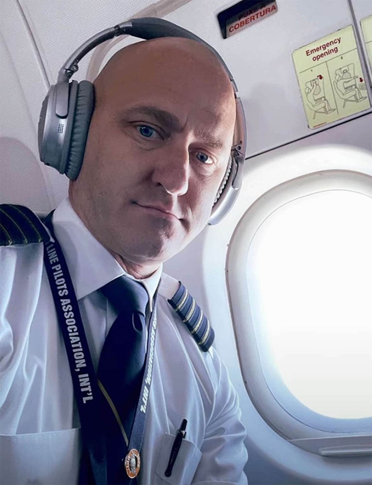 Američki pilot koji je htio ugasiti motore aviona usred leta na slobodi