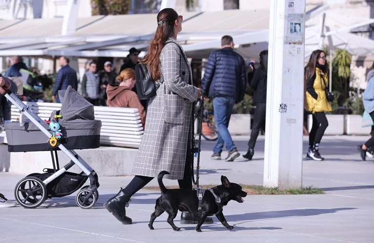 Ova prezimena Hrvati najčešće mijenjaju, srame ih se