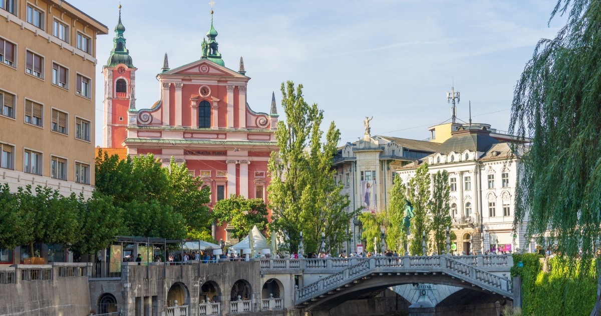 U Sloveniji kreće kampanja za predsjedničke izbore, kandidiralo se 5 osoba