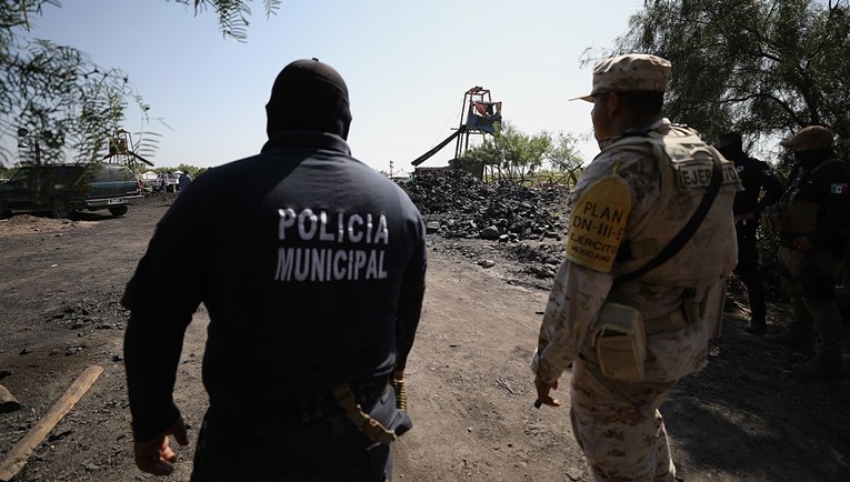 Urušila se građevinska skela u Meksiku, poginulo pet radnika
