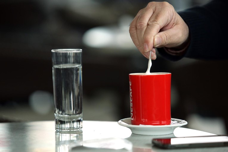 Zagrebački ugostitelji zadovoljni nižim PDV-om za jelo, no žele ga i za kavu