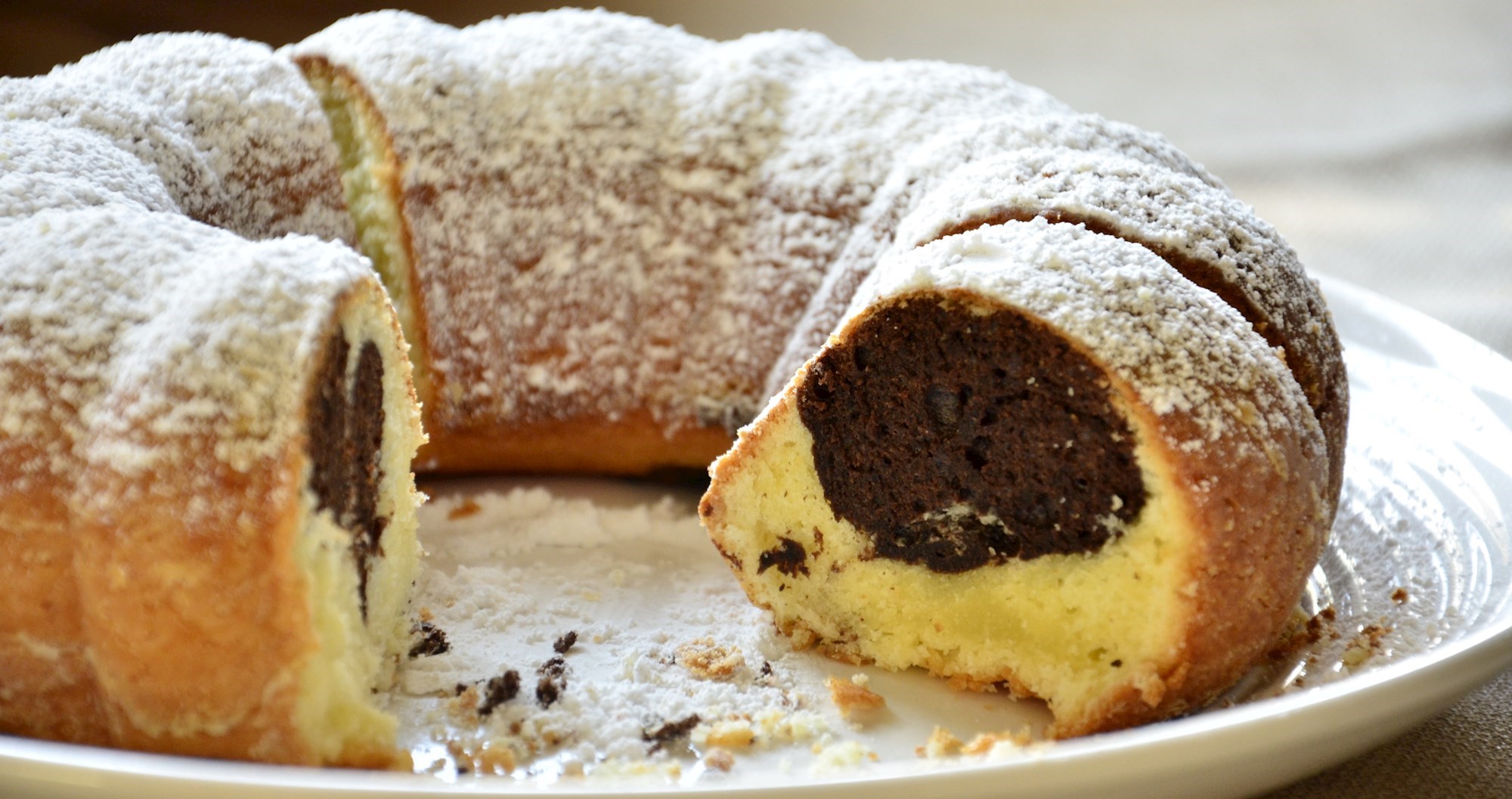 Imamo 15 recepata za kuglofe od čokolade, naranče, oraha, maka...