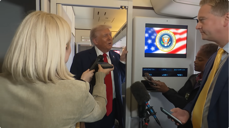 Donald Trump novinarima u avionu "objasnio" zašto misli da neće moći ući u raj