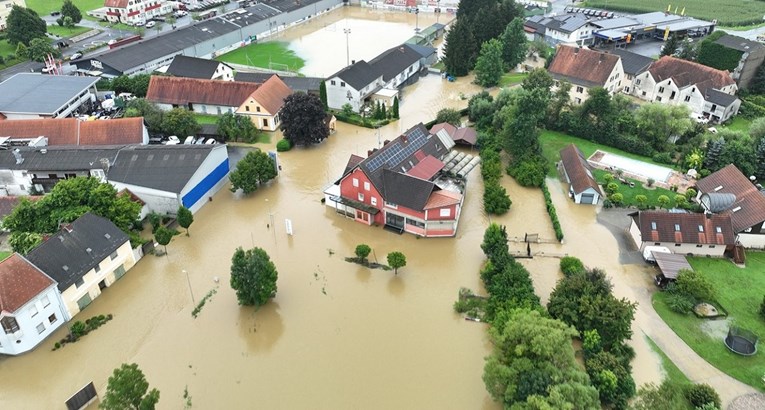 Austrija se bori s poplavama i klizištima. I za danas najavljene velike količine kiše