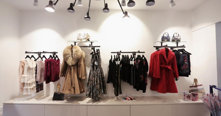 Nakon 10 godina domaći modni brend zatvara vrata u Splitu - popusti do 70%