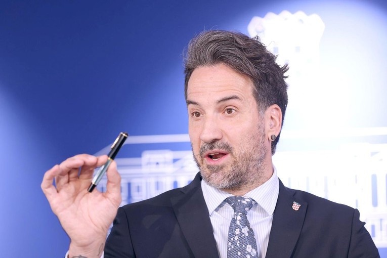 Miletić: Kamenolomi u Delnicama su sulud projekt. Protivi im se i Janaf