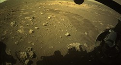 NASA-in rover prvi put vozio površinom Marsa, objavljene fotografije