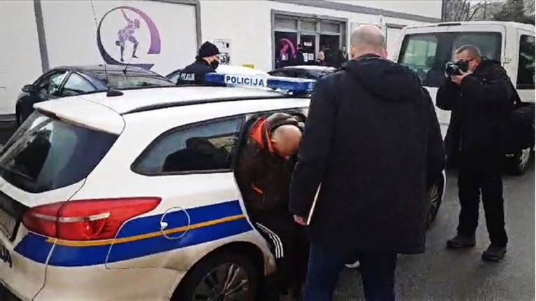 VIDEO Pogledajte trenutak u kojem policija odvodi vlasnika teretane