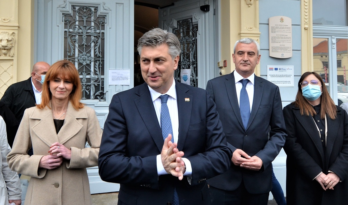 Plenković: Ako se gledaju postignuća, HDZ-ovi kandidati bit će izabrani u prvom krugu