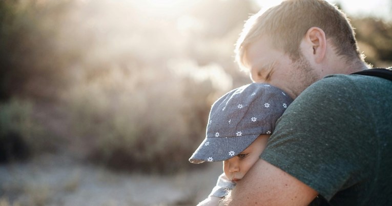 Ovih osam karakteristika povezuju se uz dobre očeve