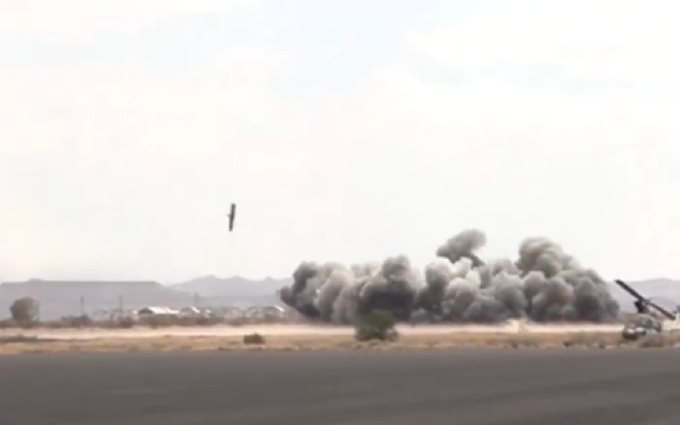 Zbog iranskog aviona pogođen aerodrom u Jemenu. Hutisti zauzvrat napali S. Arabiju