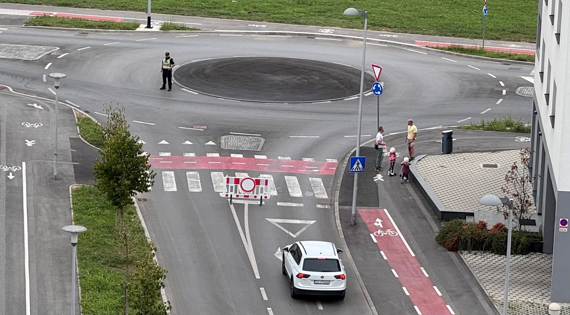 Velik dio Zagreba večeras blokiran zbog probe za mimohod. Neke ulice već zatvorene