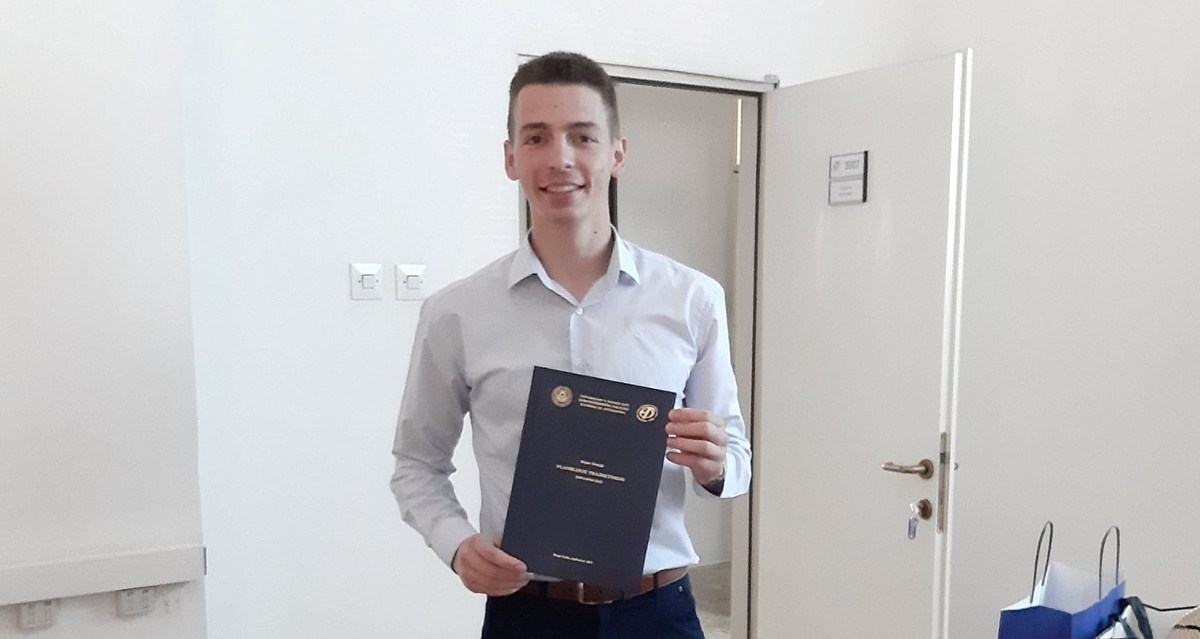 Bojan ušao u povijest svog fakulteta, završio studij s 38 petica u indeksu