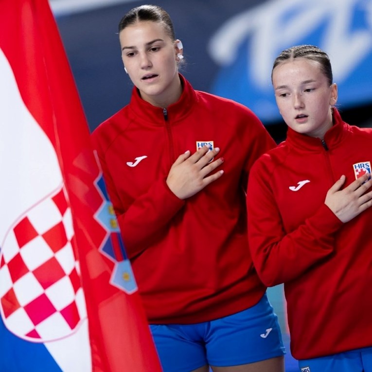 Mlade hrvatske rukometašice dominantno osvojile skupinu na Euru