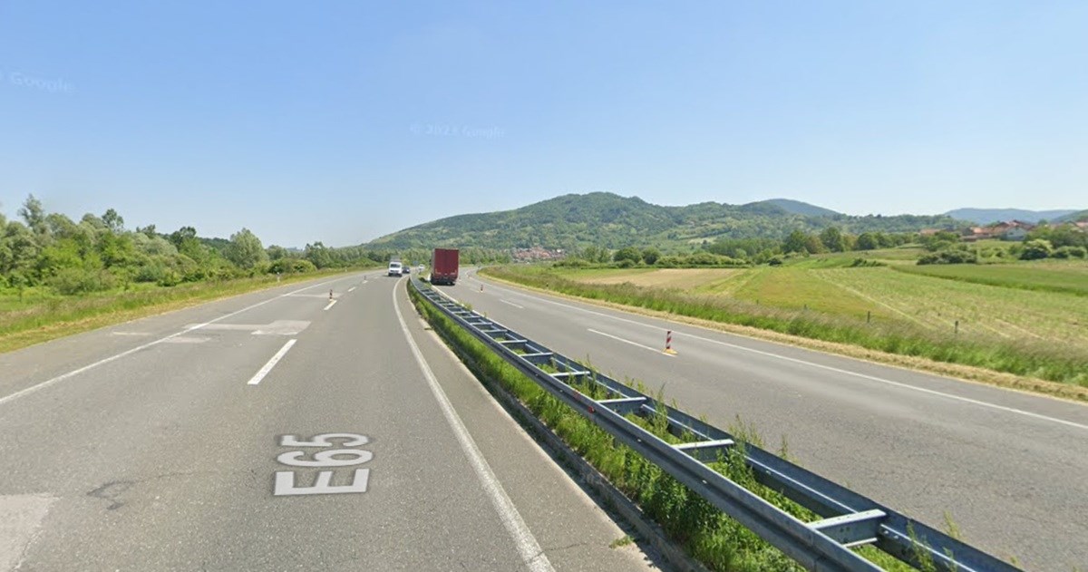 Slovak na A4 zbog umora zaspao za volanom, zabio se u kamion Ukrajinca